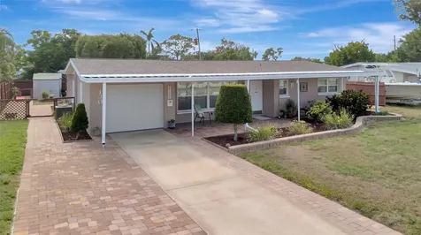 130 59TH Street W Bradenton FL 34209