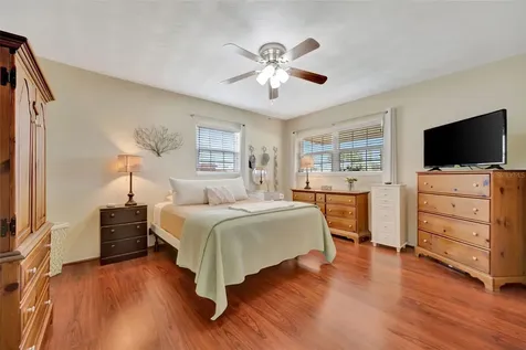 130 59th Street W Bradenton FL 34209