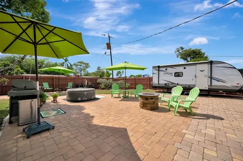 130 59th Street W Bradenton FL 34209