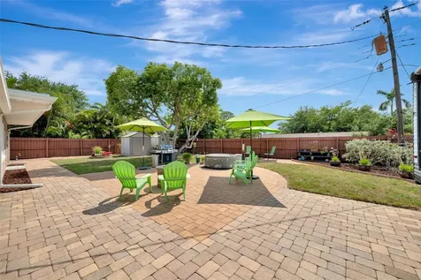 130 59th Street W Bradenton FL 34209