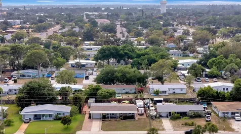 130 59th Street W Bradenton FL 34209