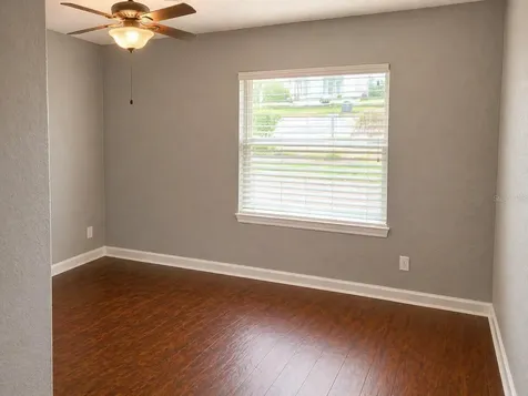8618 Grandview Drive Tampa FL 33617
