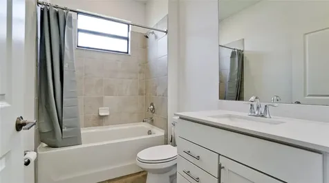 5312 Seal Isle Court Bradenton FL 34211