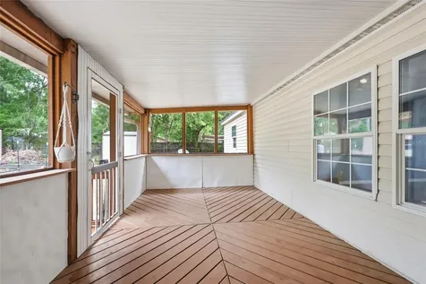 9528 NW 235th Terrace Alachua FL 32615