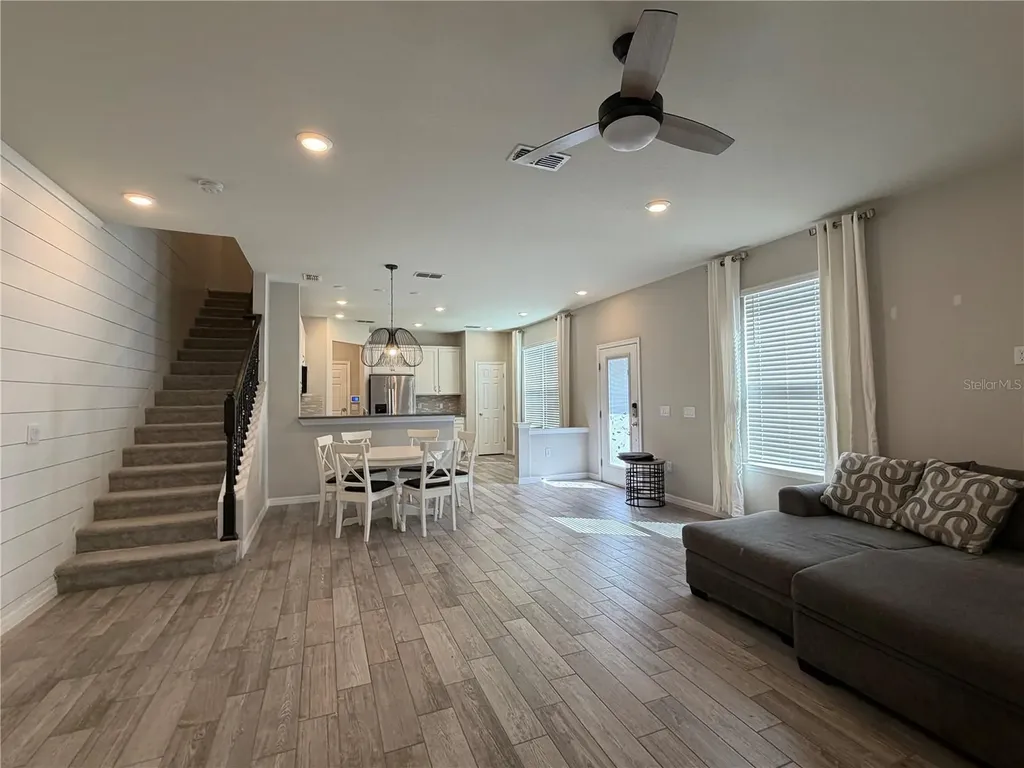 3972 Plainview Drive Orlando FL 32824