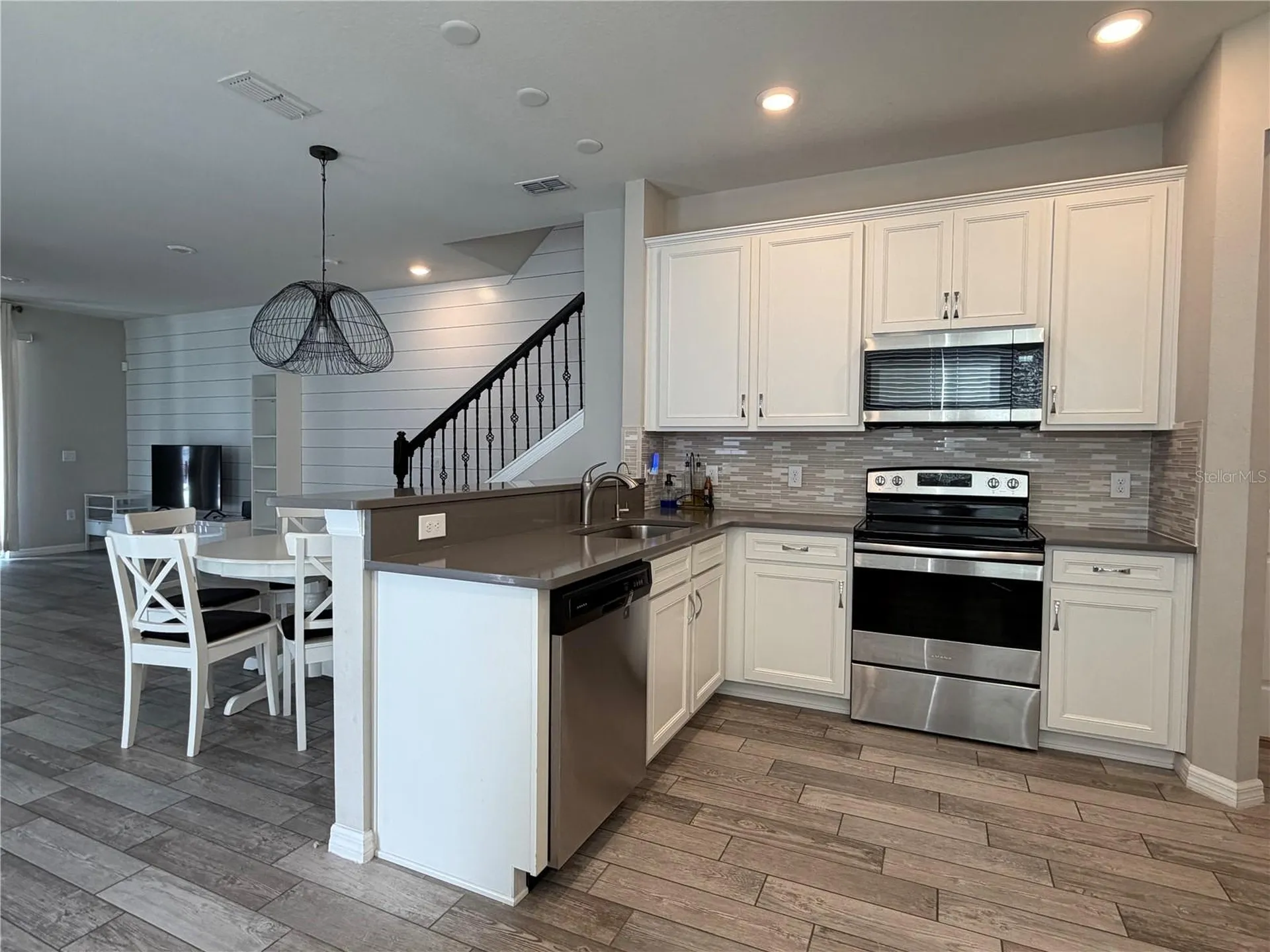 3972 Plainview Drive Orlando FL 32824