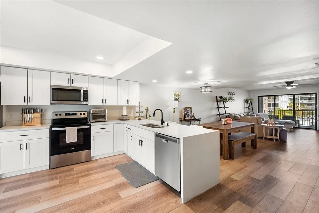 745 Pinellas Bayway S Tierra Verde FL 33715