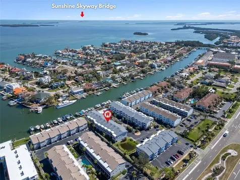 745 Pinellas Bayway S Tierra Verde FL 33715