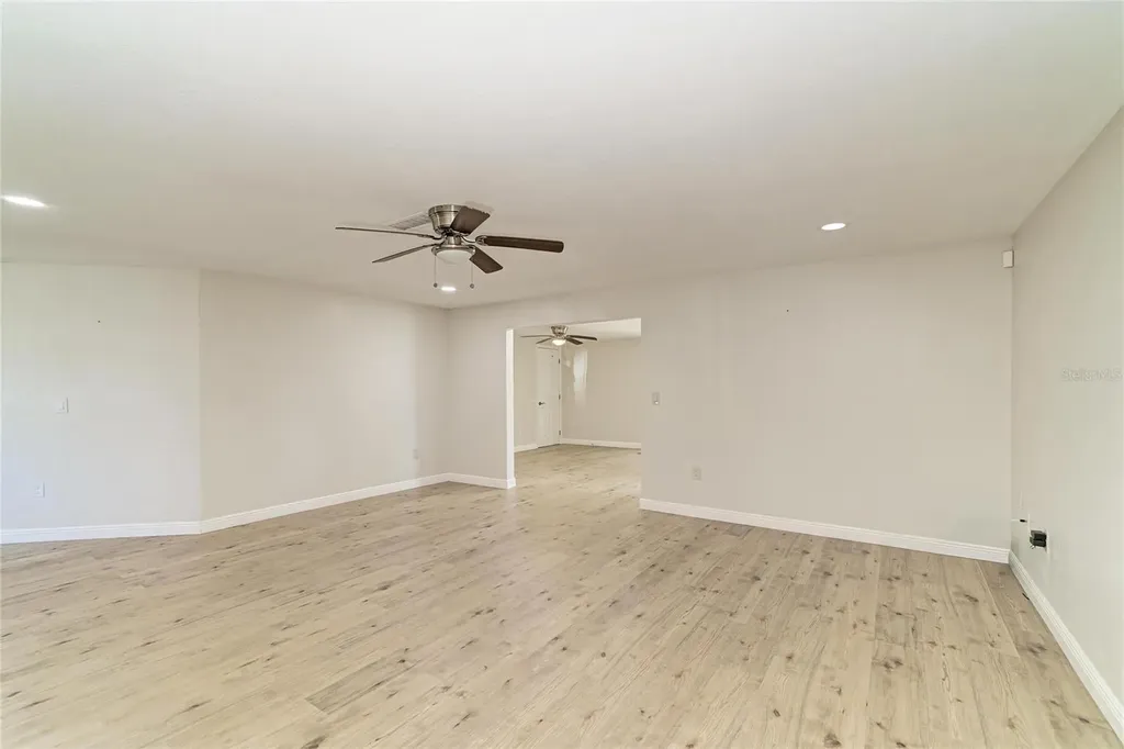 6705 35th Avenue W Bradenton FL 34209