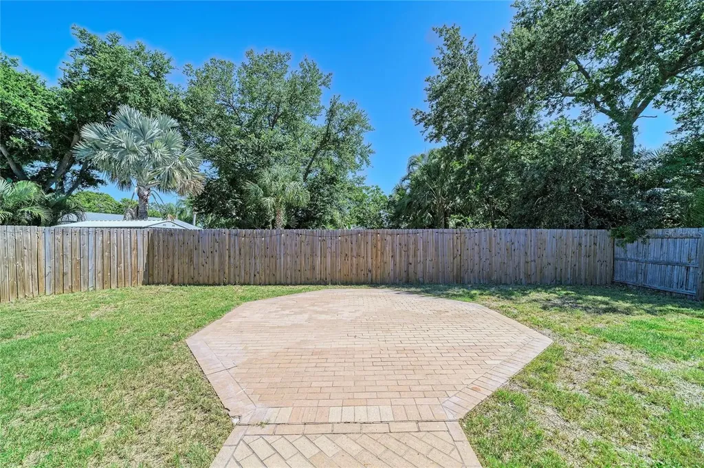 6705 35th Avenue W Bradenton FL 34209
