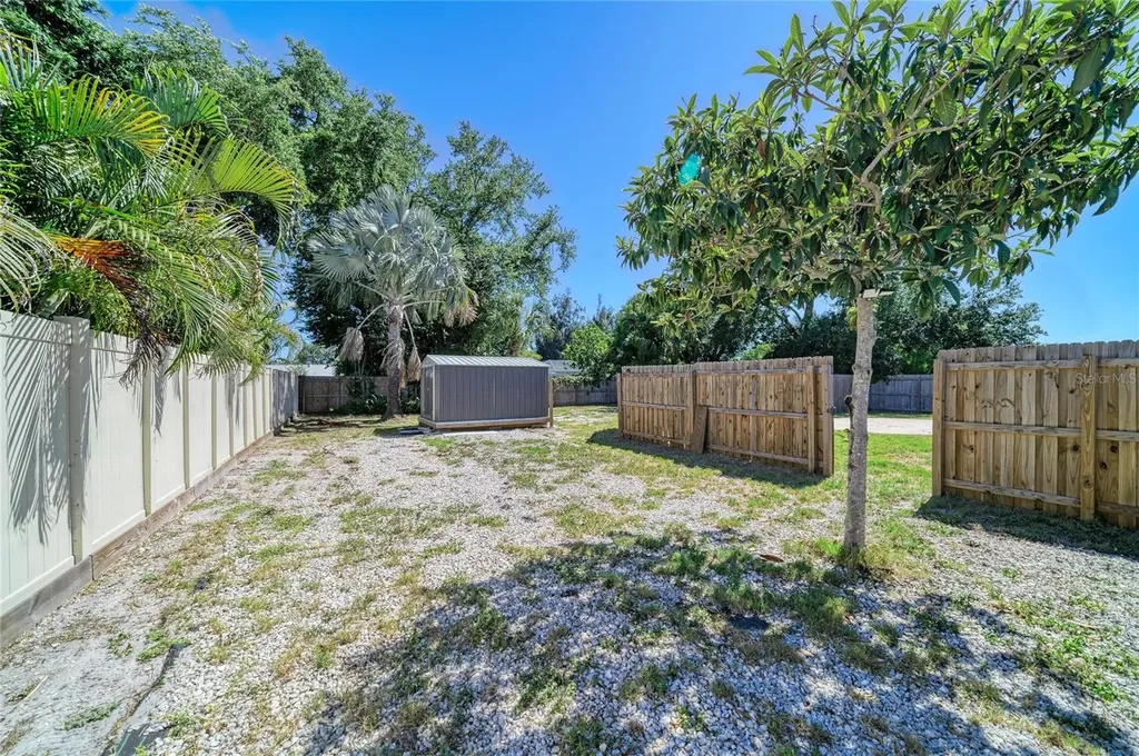6705 35th Avenue W Bradenton FL 34209
