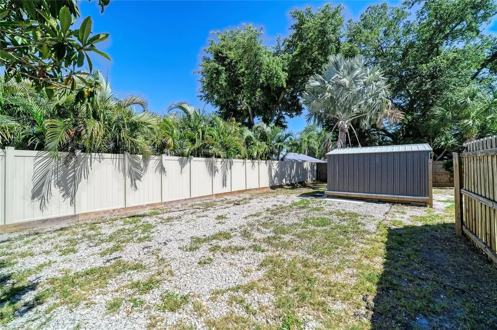 6705 35th Avenue W Bradenton FL 34209