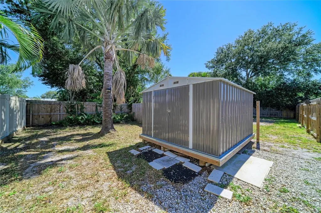 6705 35th Avenue W Bradenton FL 34209