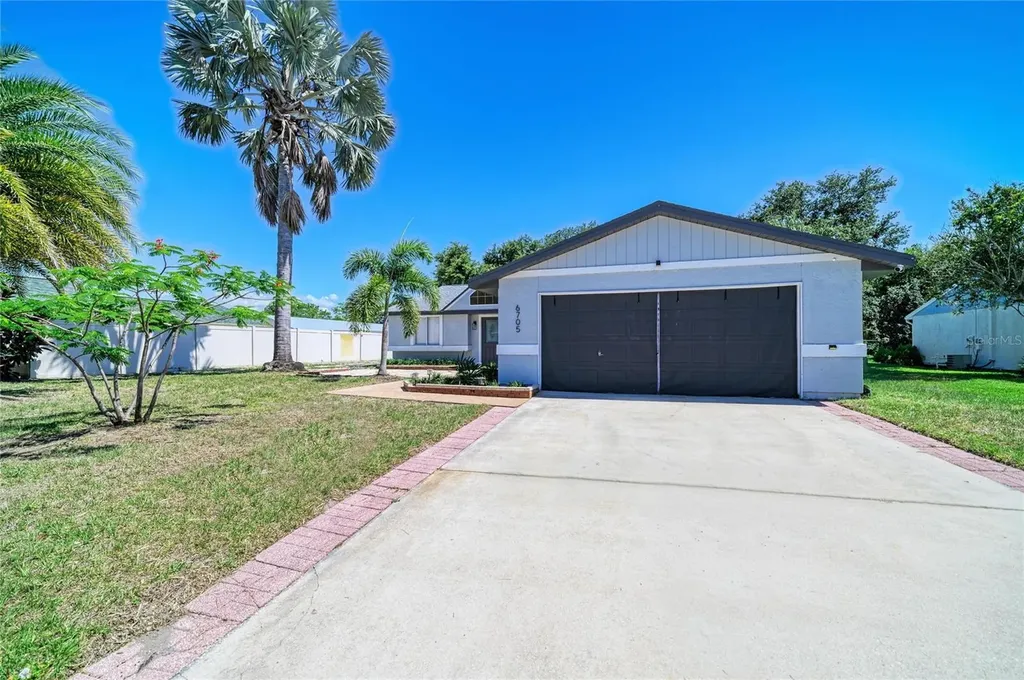 6705 35th Avenue W Bradenton FL 34209