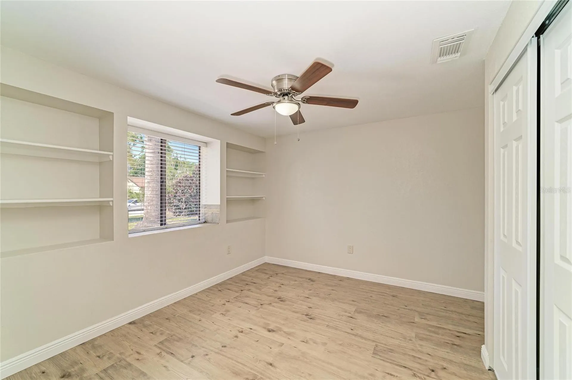 6705 35th Avenue W Bradenton FL 34209