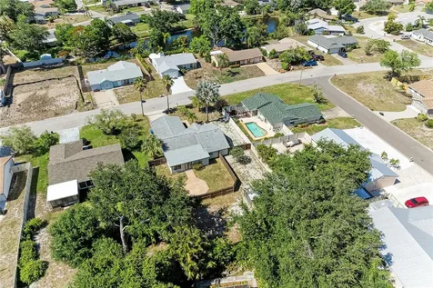 6705 35th Avenue W Bradenton FL 34209