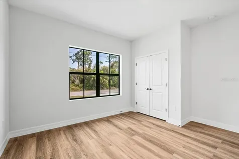 4715 New Milford Street North Port FL 34288