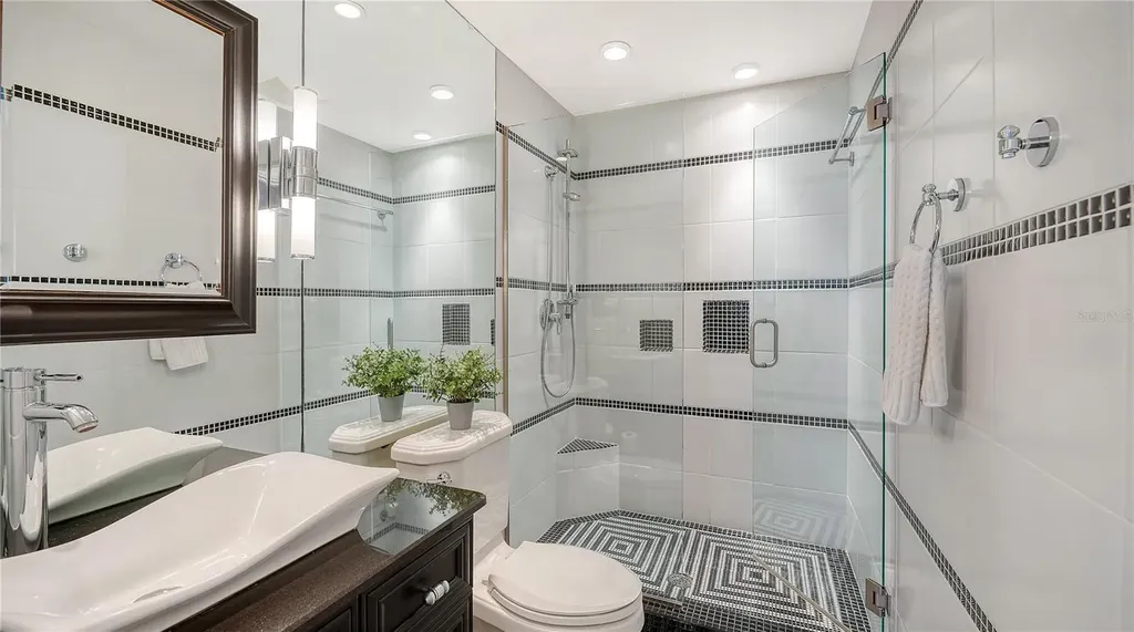 5320 Gulf Of Mexico Drive Longboat Key FL 34228