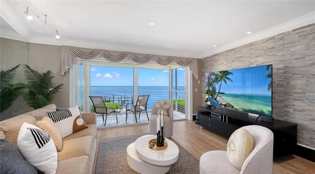 5320 Gulf Of Mexico Drive Longboat Key FL 34228