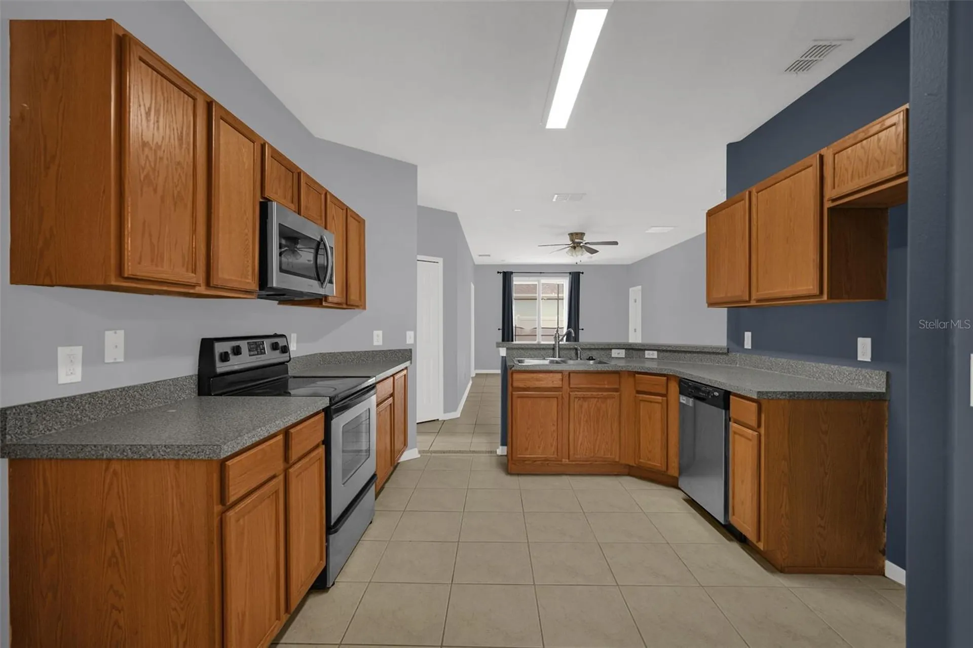 145 Sigmund Loop Davenport FL 33837