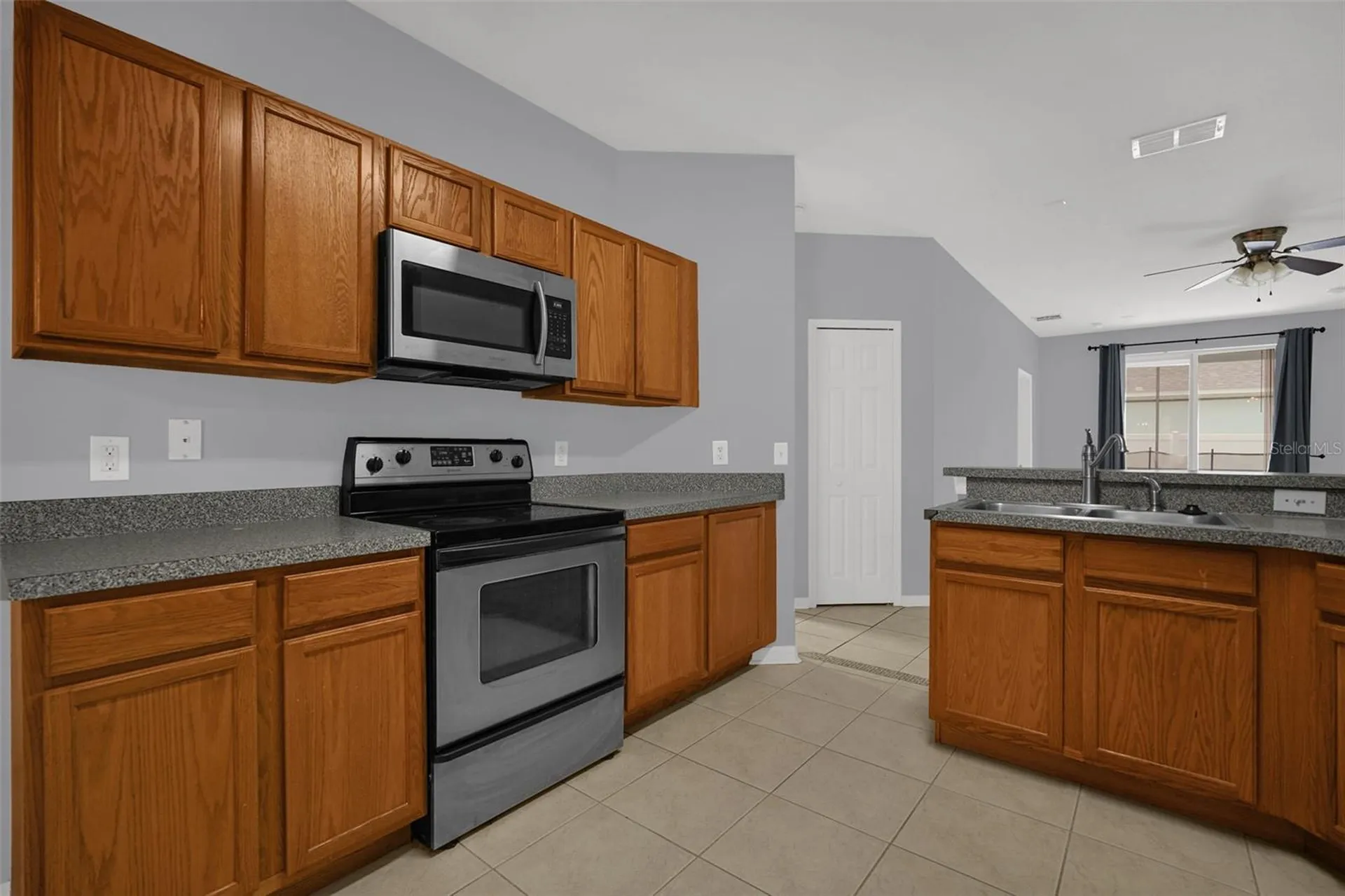 145 Sigmund Loop Davenport FL 33837