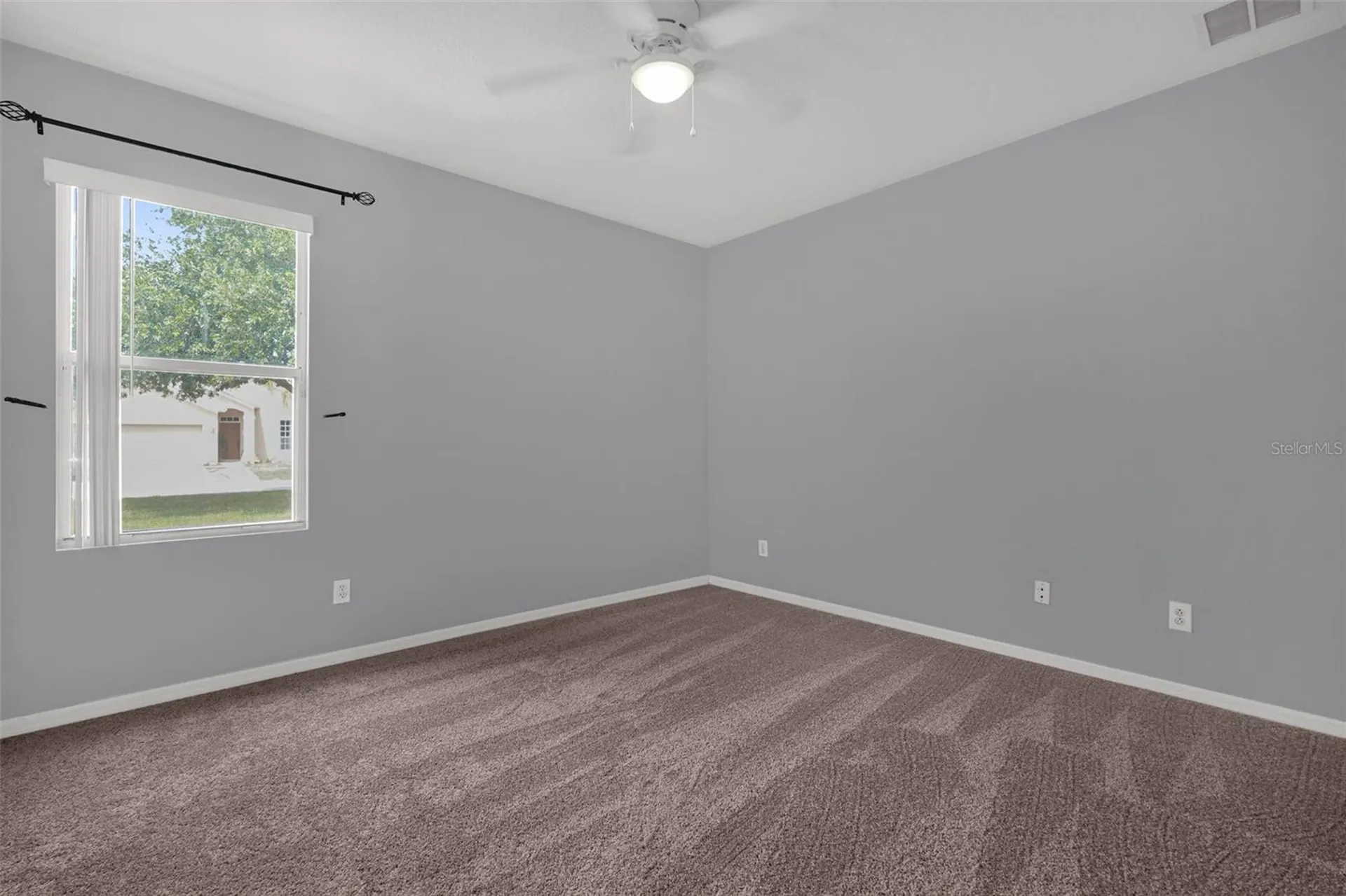 145 Sigmund Loop Davenport FL 33837