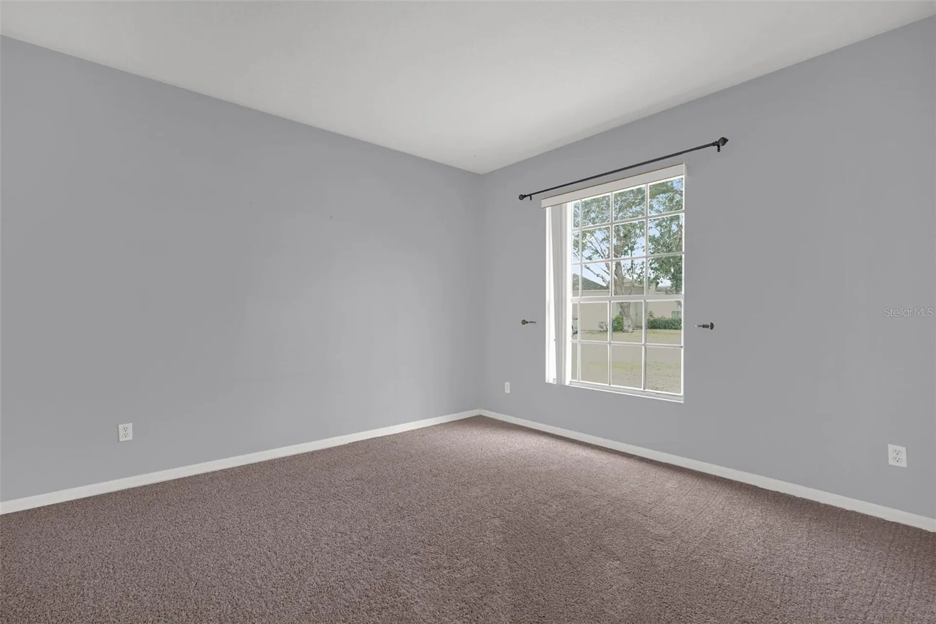 145 Sigmund Loop Davenport FL 33837