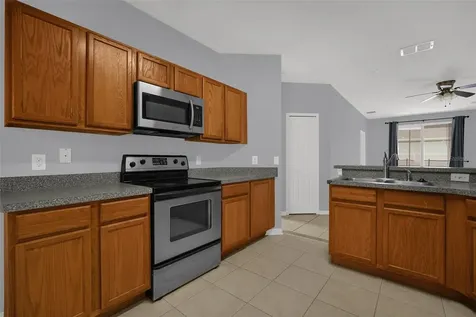 145 Sigmund Loop Davenport FL 33837