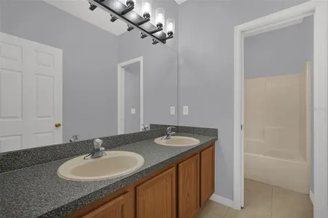 145 Sigmund Loop Davenport FL 33837