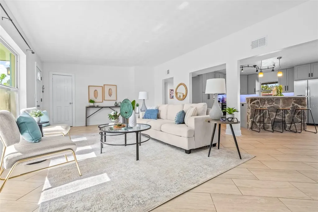 942 Dumont Drive Dunedin FL 34698