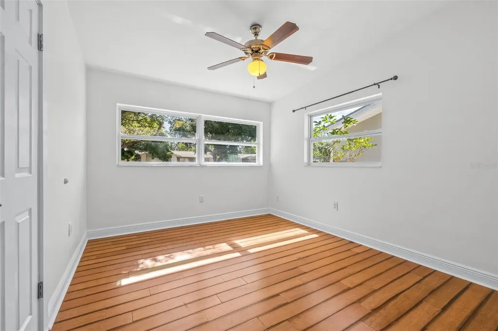 942 Dumont Drive Dunedin FL 34698