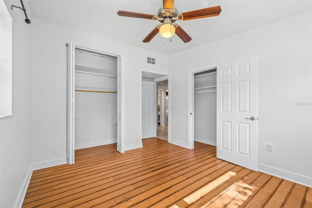 942 Dumont Drive Dunedin FL 34698