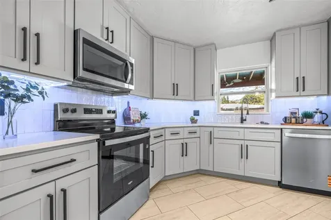 942 Dumont Drive Dunedin FL 34698