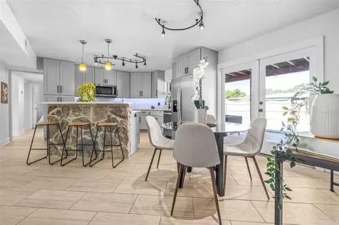 942 Dumont Drive Dunedin FL 34698