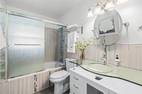 942 Dumont Drive Dunedin FL 34698
