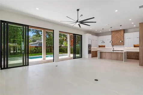 737 N Summerlin Avenue Orlando FL 32803