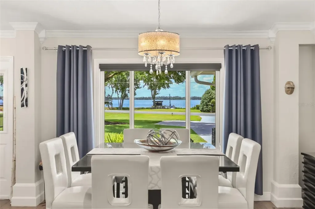 33000 Lakeshore Drive Tavares FL 32778
