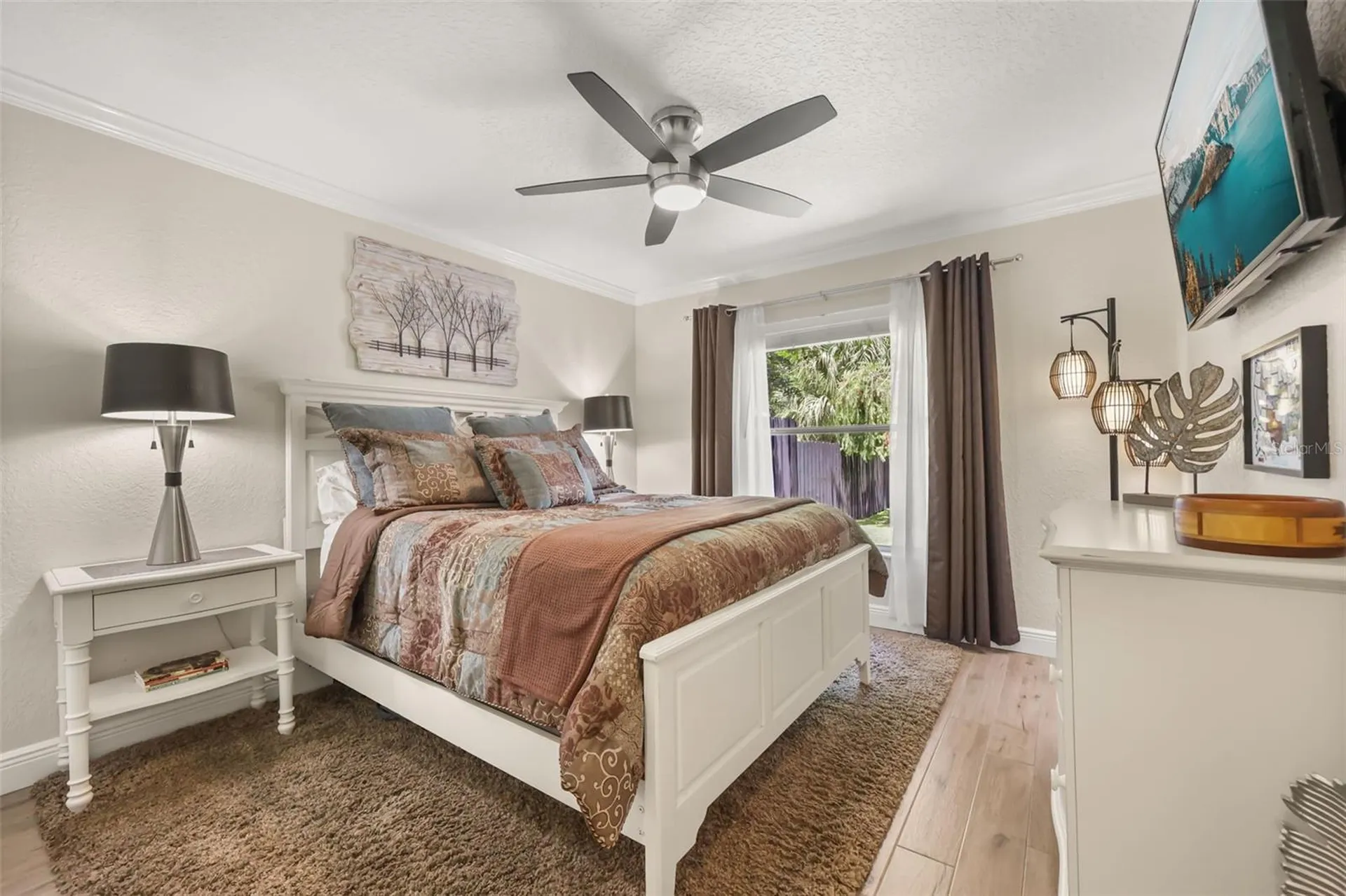 33000 Lakeshore Drive Tavares FL 32778