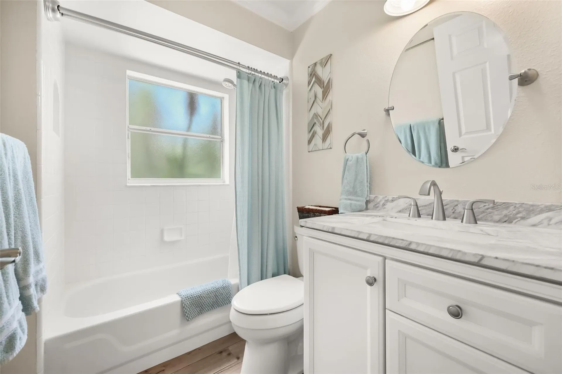 33000 Lakeshore Drive Tavares FL 32778