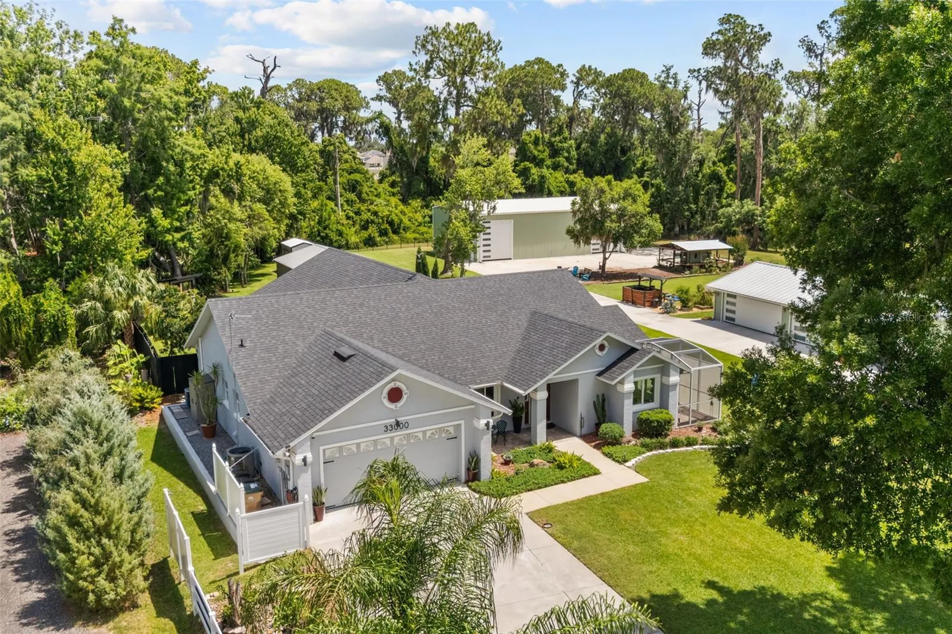 33000 Lakeshore Drive Tavares FL 32778