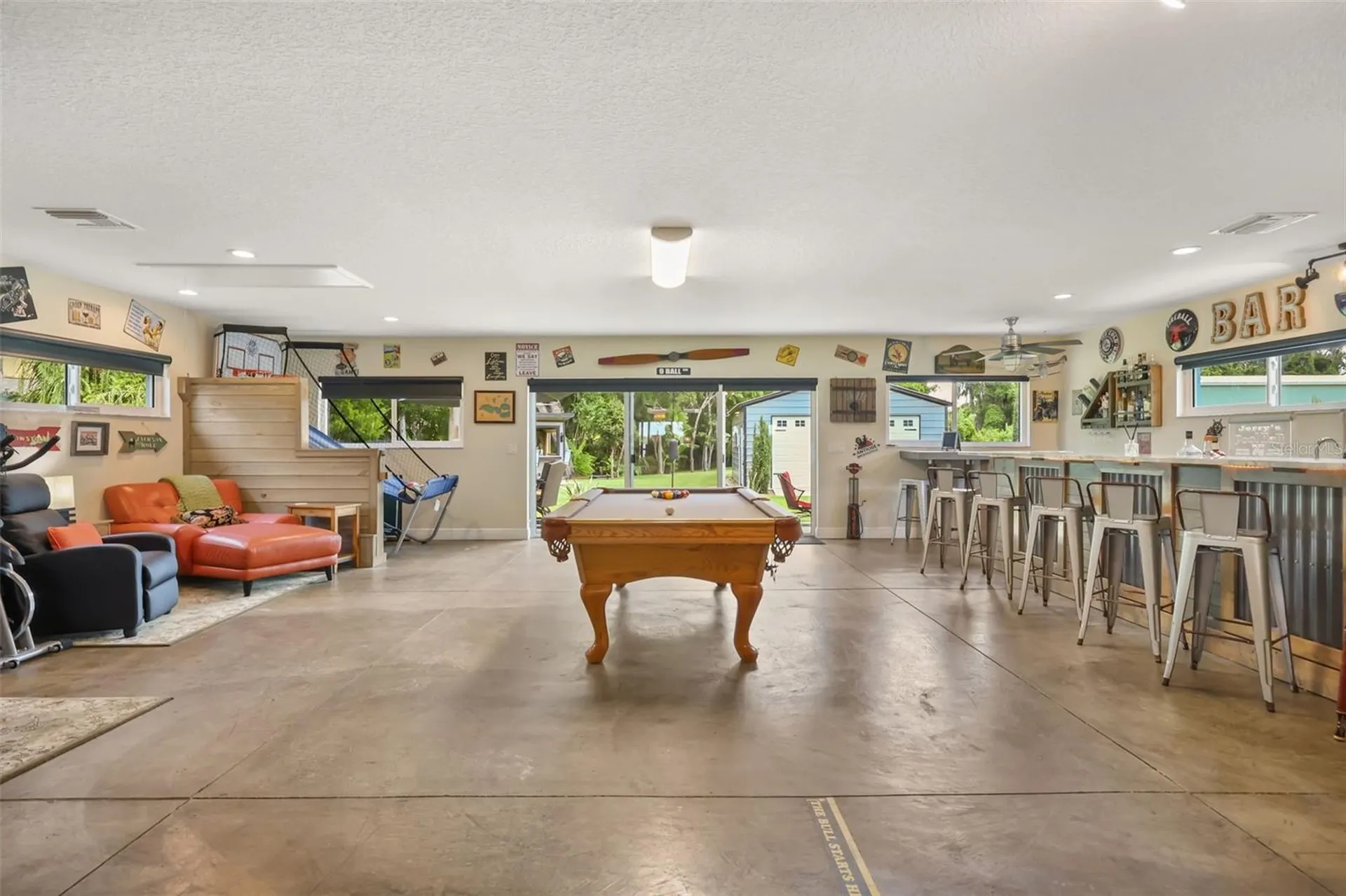 33000 Lakeshore Drive Tavares FL 32778