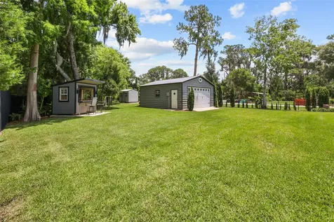 33000 Lakeshore Drive Tavares FL 32778