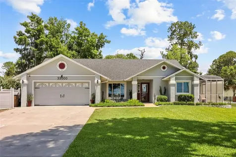 33000 Lakeshore Drive Tavares FL 32778