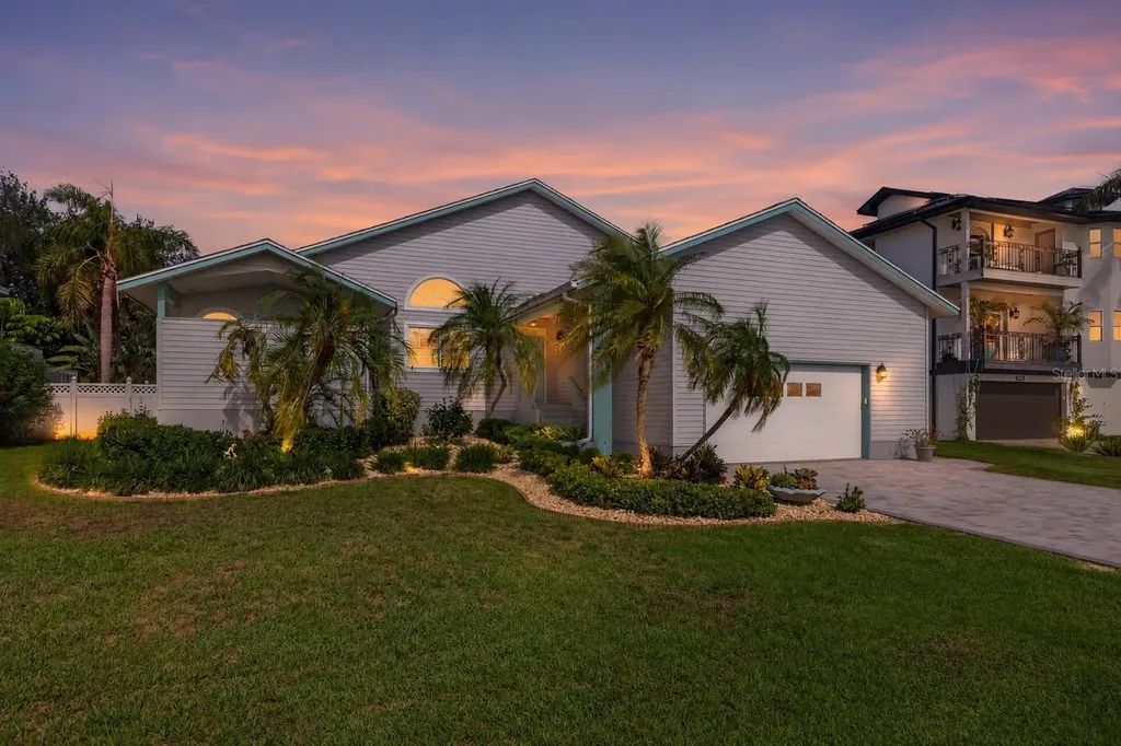 615 Monte Cristo Boulevard St Petersburg FL 33715
