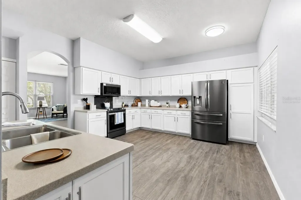 1758 Oak Pond Court Oldsmar FL 34677