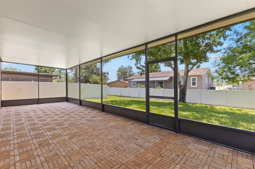 1758 Oak Pond Court Oldsmar FL 34677