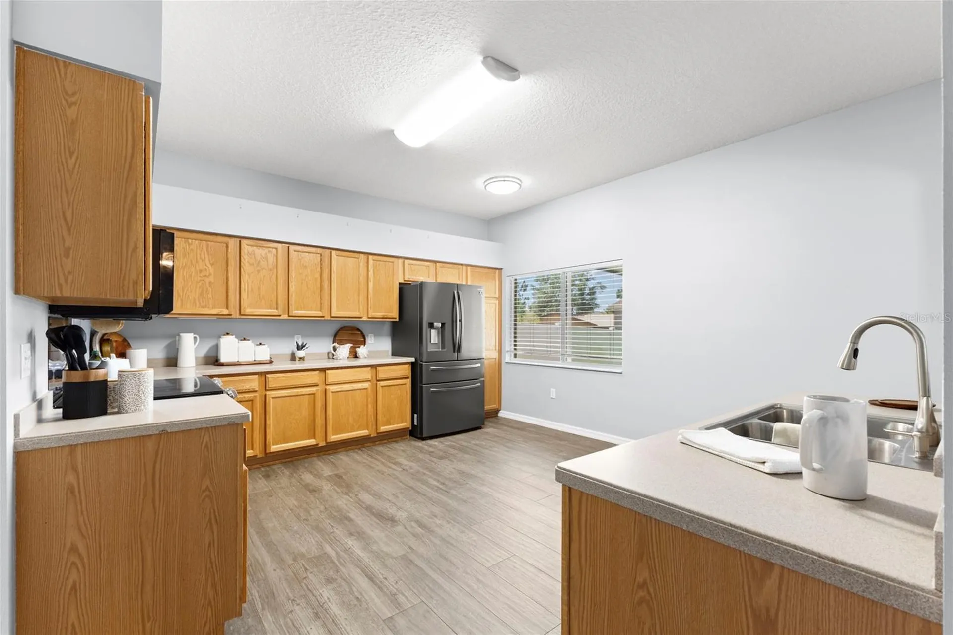 1758 Oak Pond Court Oldsmar FL 34677