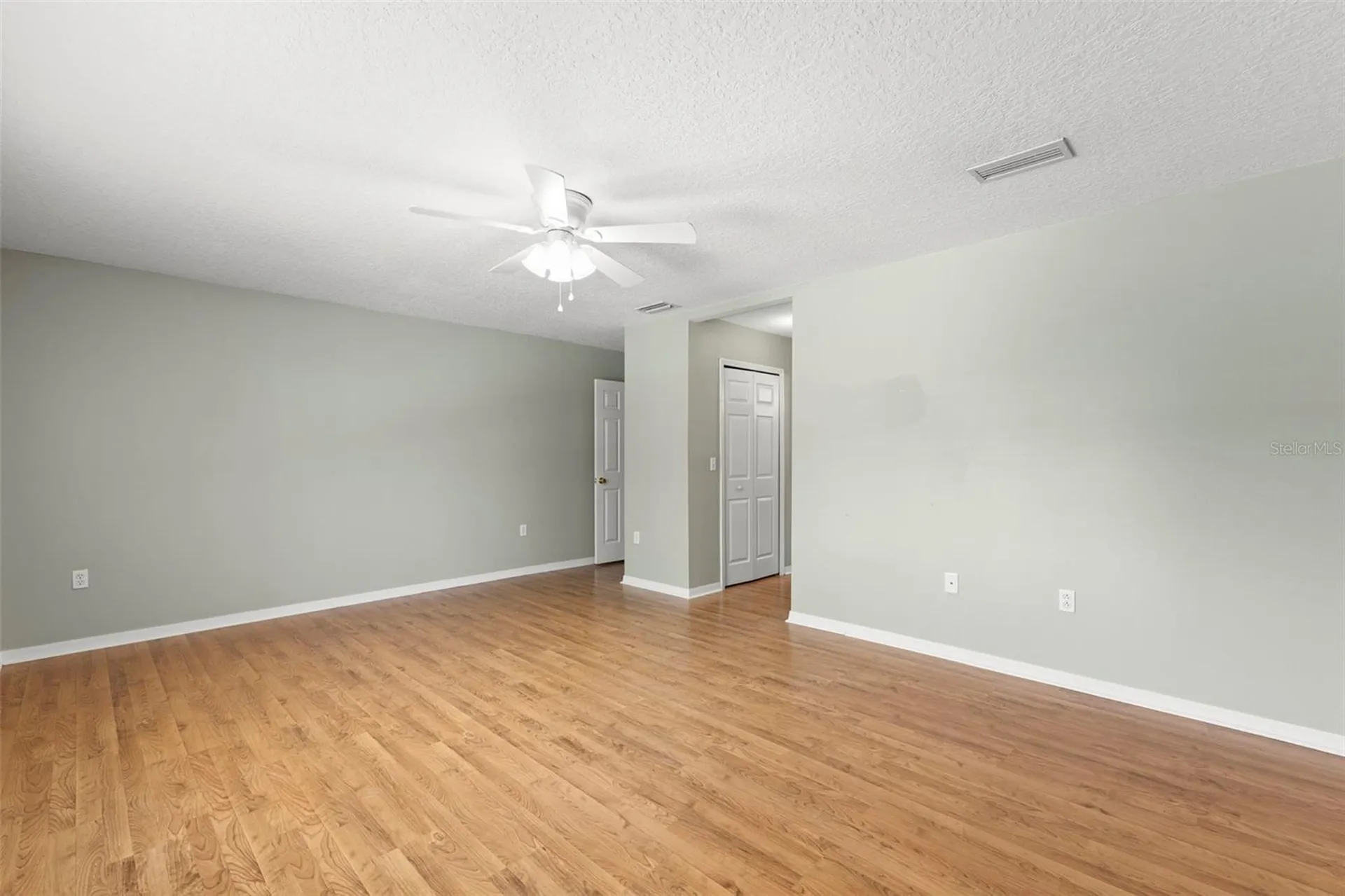 1758 Oak Pond Court Oldsmar FL 34677