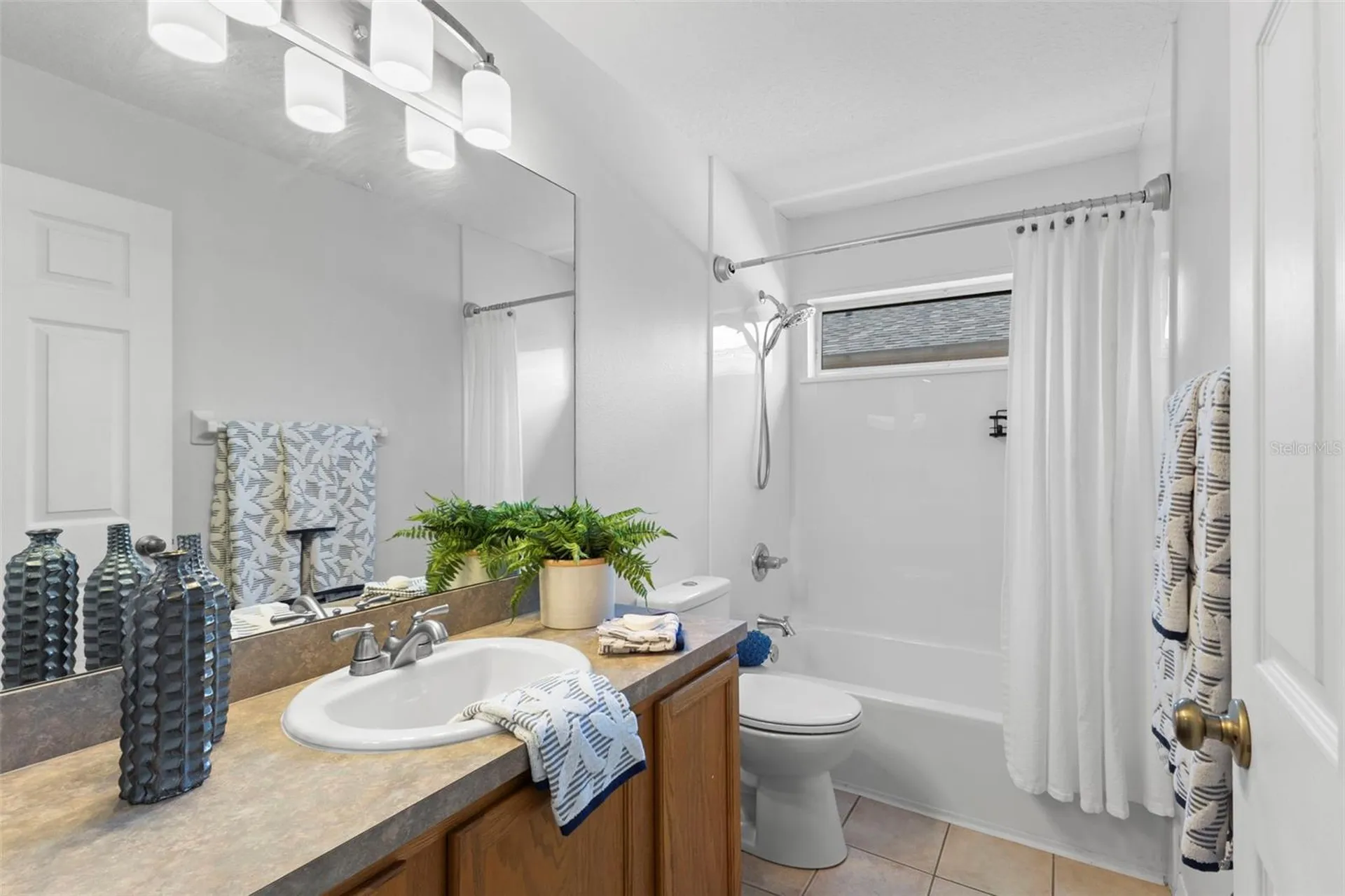 1758 Oak Pond Court Oldsmar FL 34677