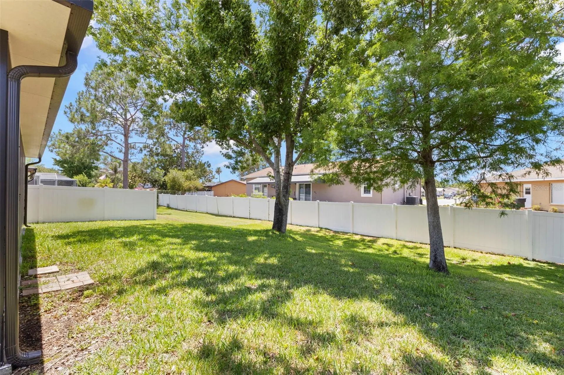 1758 Oak Pond Court Oldsmar FL 34677